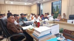 Sungai atau Saluran? Josiah Michael Bongkar Beda Pemahaman Warga Petani Tambak Keputih dan PT Taman Timur